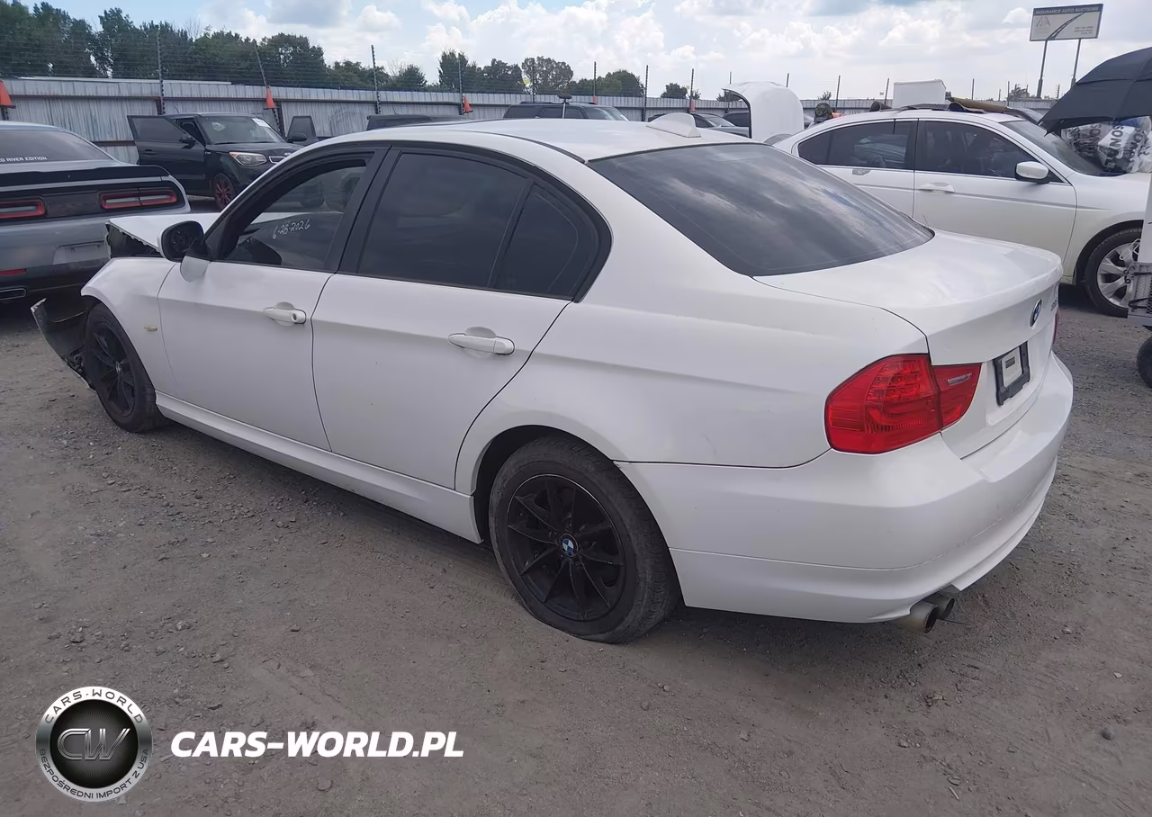 2010 BMW 328I VIN:WBAPH7G53ANM54228 - 3