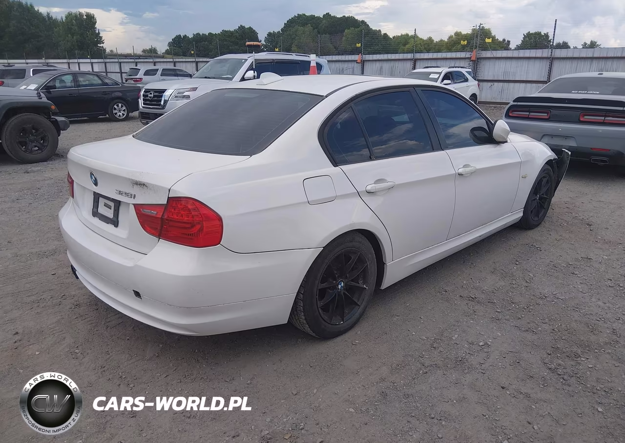 2010 BMW 328I VIN:WBAPH7G53ANM54228 - 4