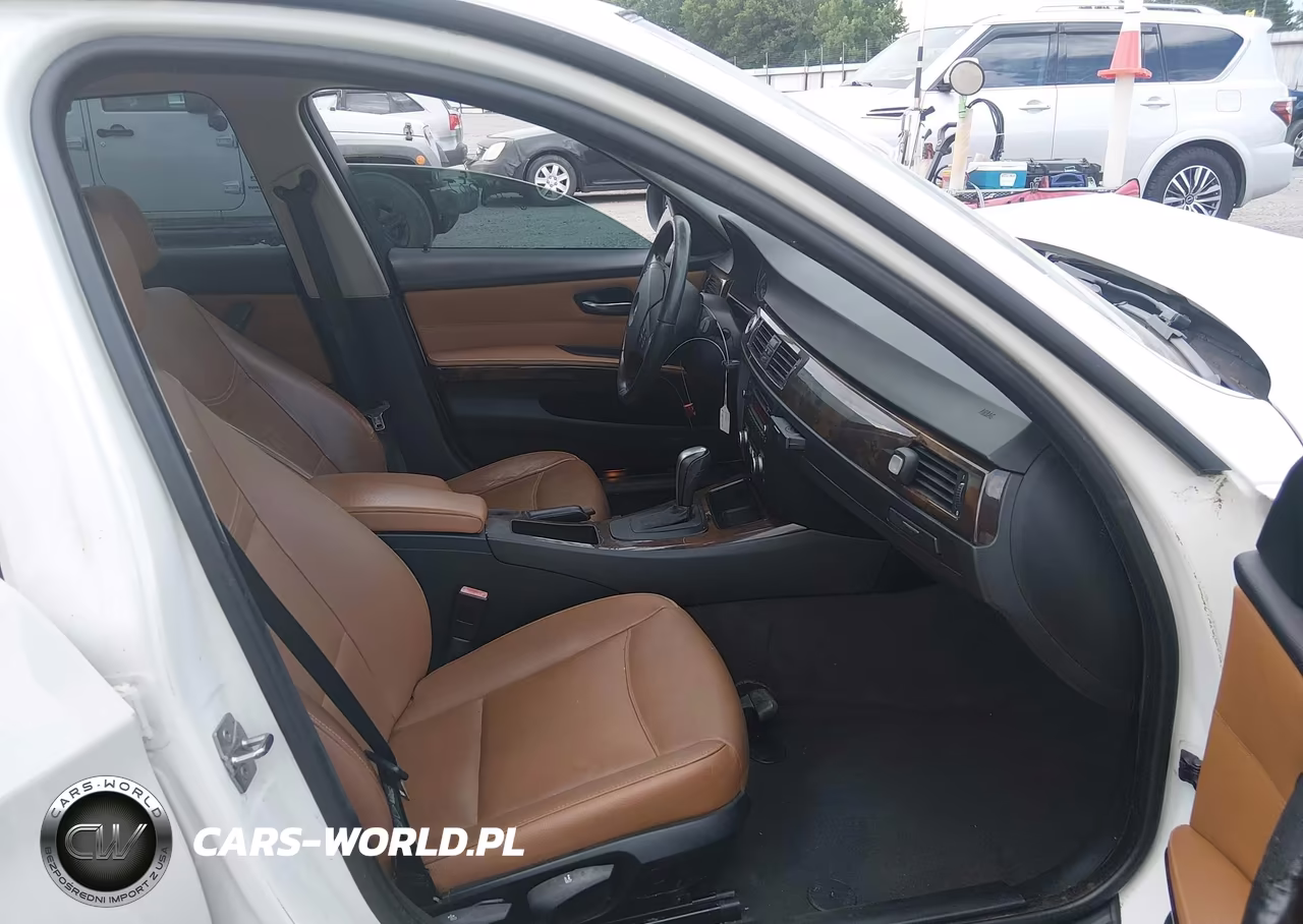 2010 BMW 328I VIN:WBAPH7G53ANM54228 - 5