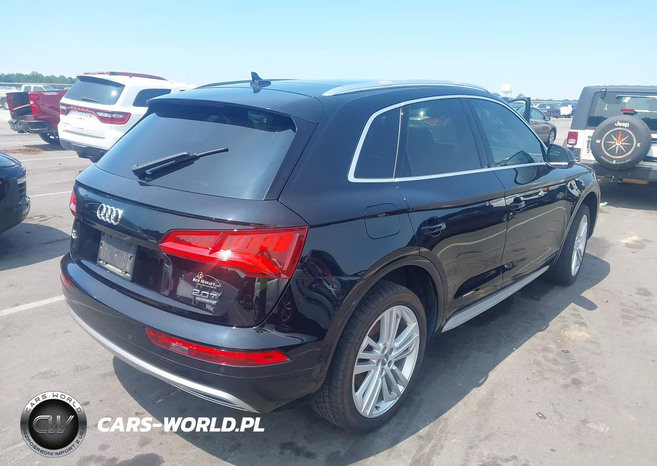 2018 Audi Q5 2.0T Premium-2.0T Tech Premium VIN:WA1BNAFY1J2208952 - 4