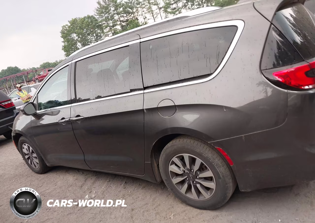 2021 Chrysler Pacifica Touring L VIN:2C4RC1BG2MR502728 - 14