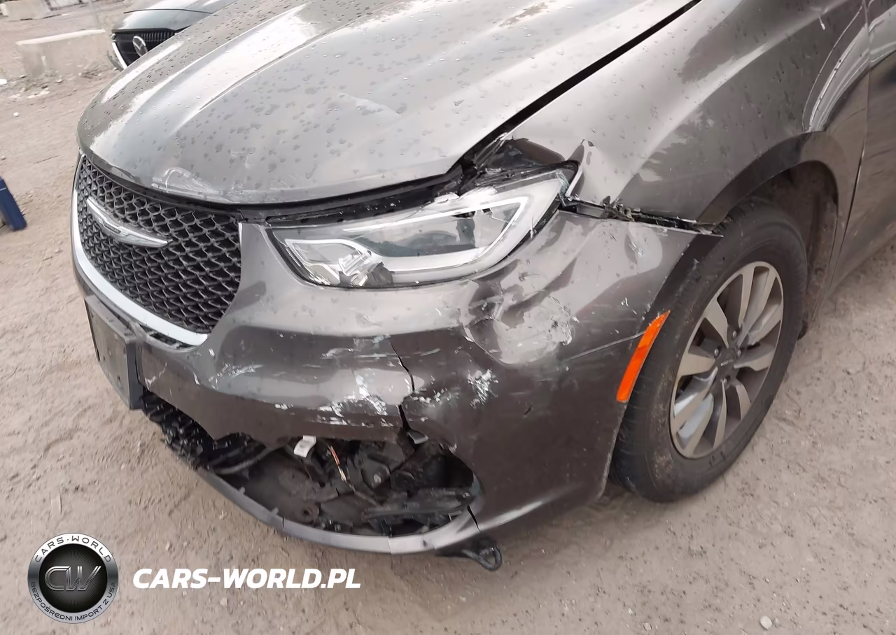 2021 Chrysler Pacifica Touring L VIN:2C4RC1BG2MR502728 - 6