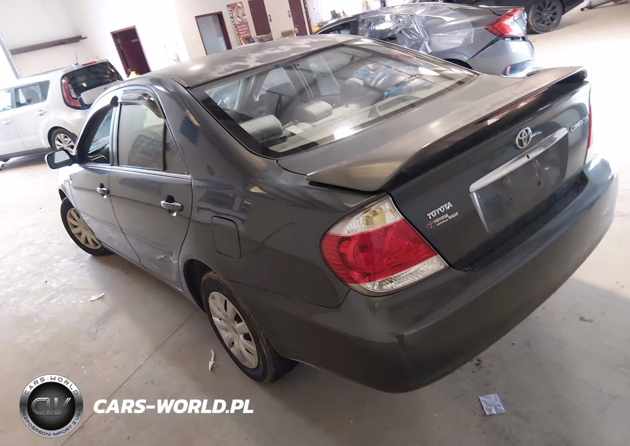 2006 Toyota Camry Le VIN:4T1BE32K66U137905 - 3