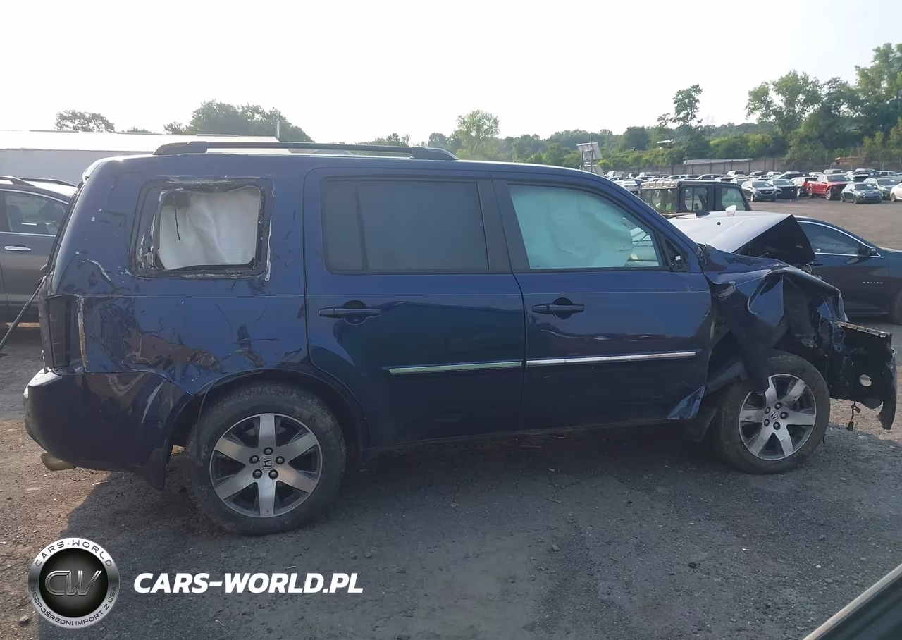 2013 Honda Pilot Touring VIN:5FNYF4H90DB077650 - 13