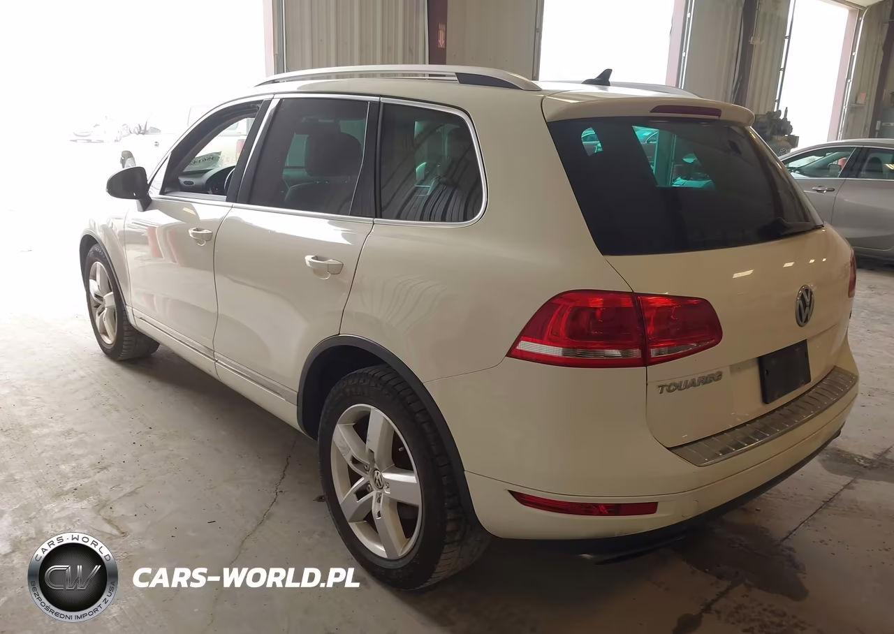 2011 Volkswagen Touareg Vr6 Lux VIN:WVGFF9BP3BD005885 - 3