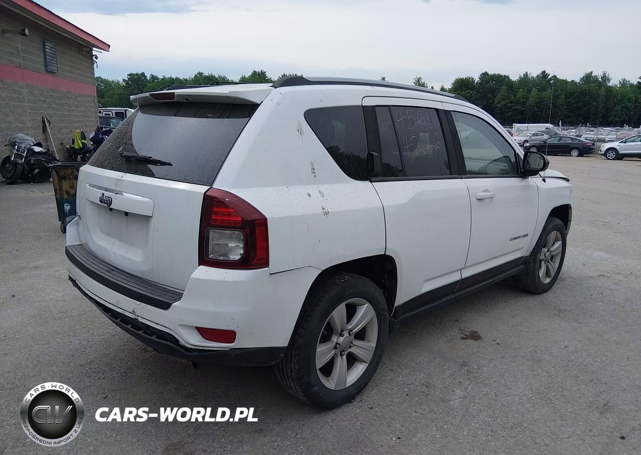 2015 Jeep Compass Sport VIN:1C4NJDBB6FD395778 - 4