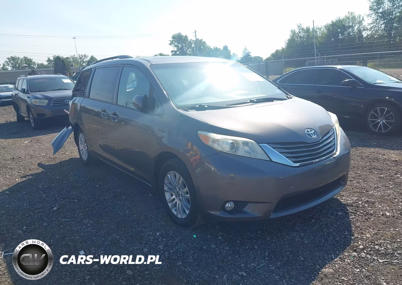 2011 Toyota Sienna Xle V6