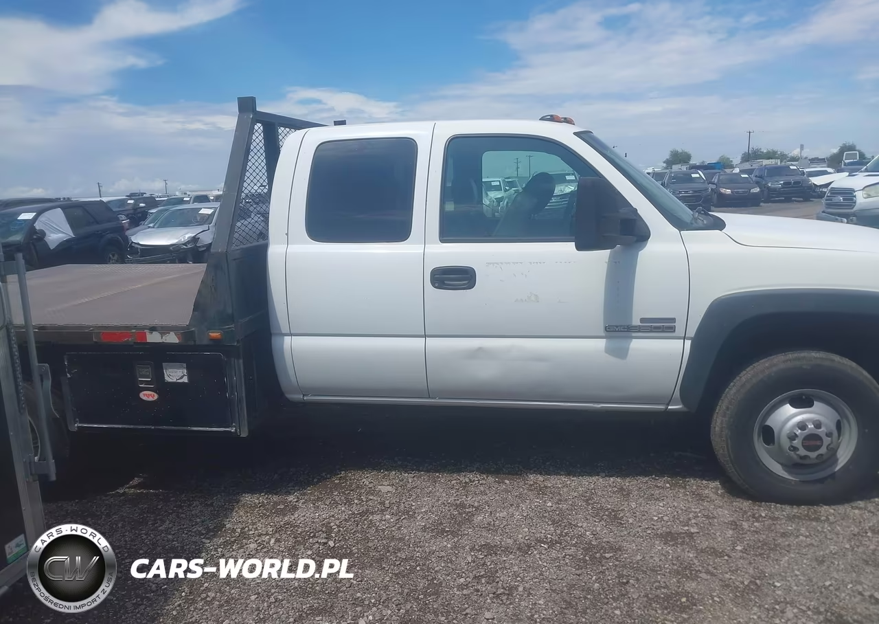 2006 GMC Sierra 3500 Work Truck VIN:1GTJC39D06E184273 - 12