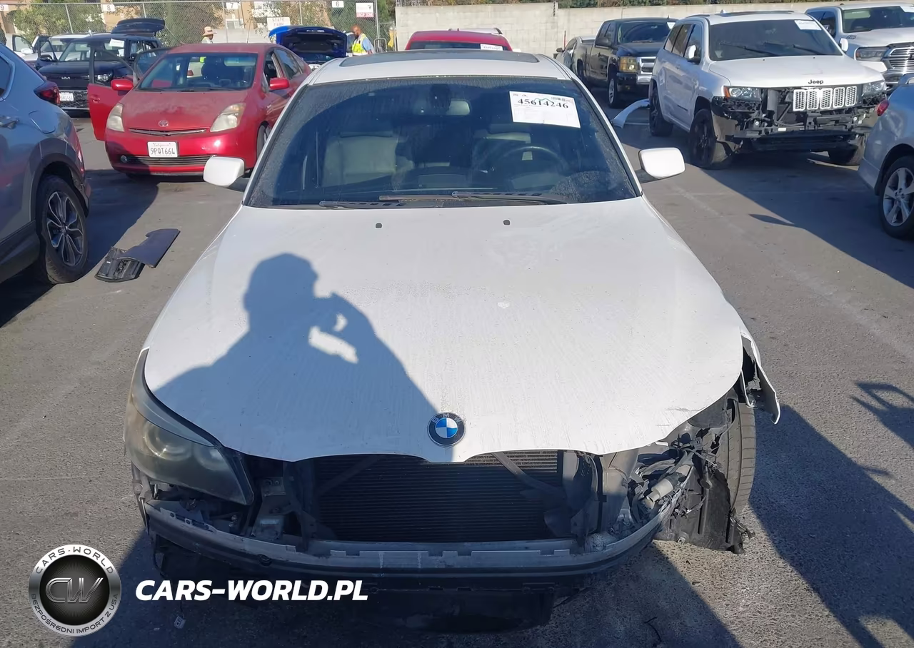 2007 BMW 550I VIN:WBANB53547CP07063 - 13