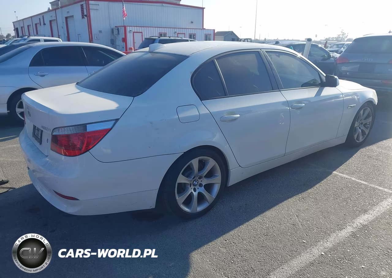 2007 BMW 550I VIN:WBANB53547CP07063 - 4
