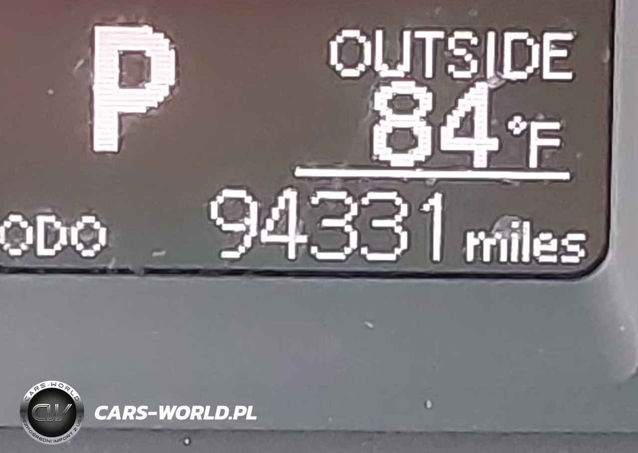2018 Toyota Corolla Le VIN:5YFBURHE6JP848277 - 15