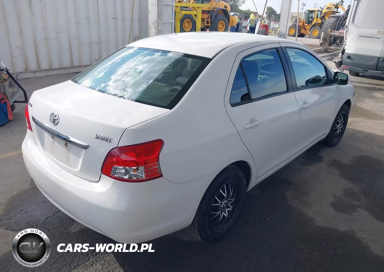 2007 Toyota Yaris VIN:JTDBT923271044288 - 4