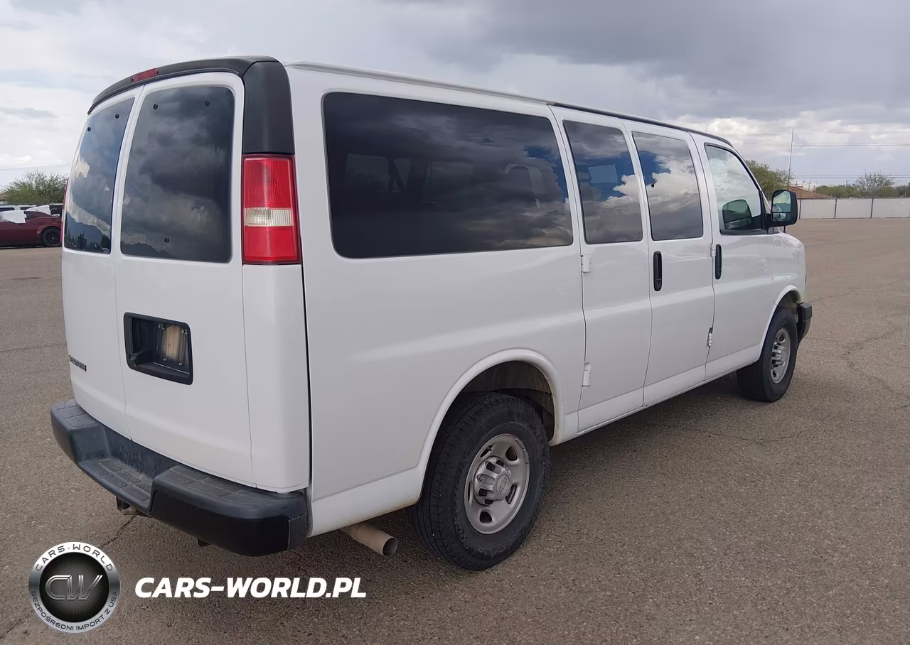 2019 Chevrolet Express 2500 Ls VIN:1GAWGEFG8K1184682 - 4