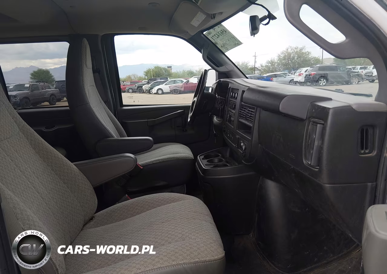 2019 Chevrolet Express 2500 Ls VIN:1GAWGEFG8K1184682 - 5