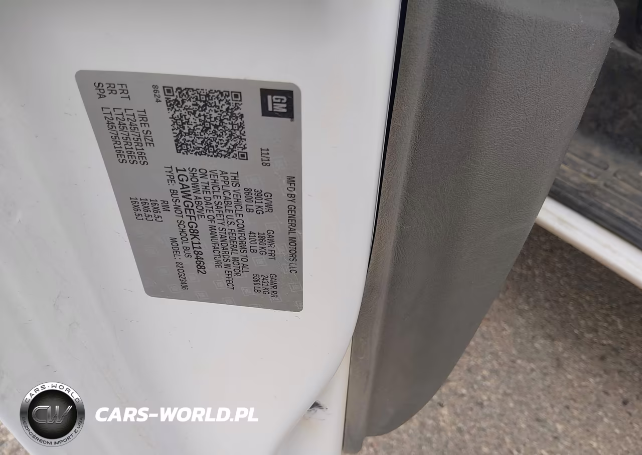 2019 Chevrolet Express 2500 Ls VIN:1GAWGEFG8K1184682 - 9