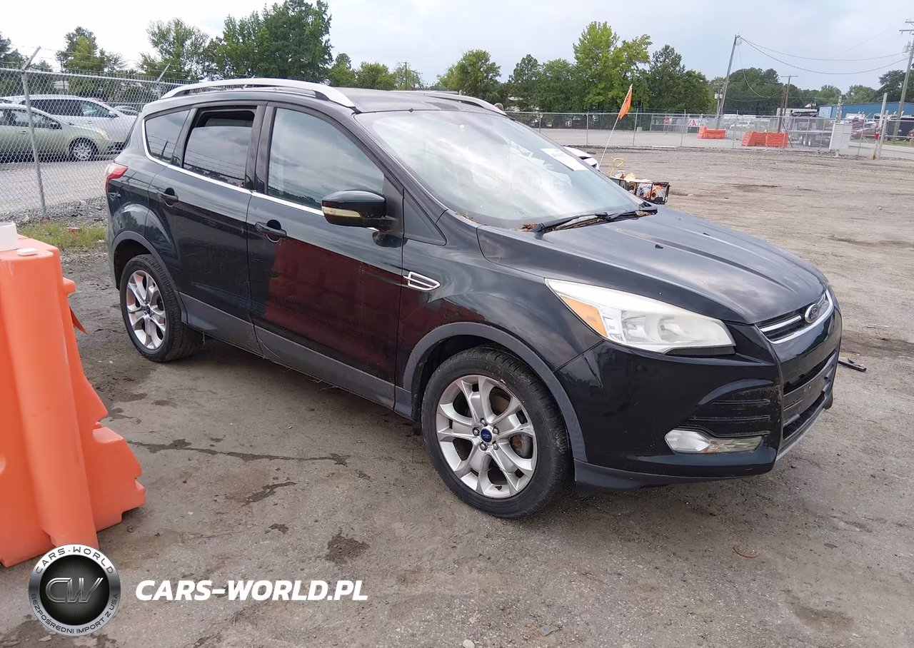 2014 Ford Escape Titanium – zdjęcie 1 z 11