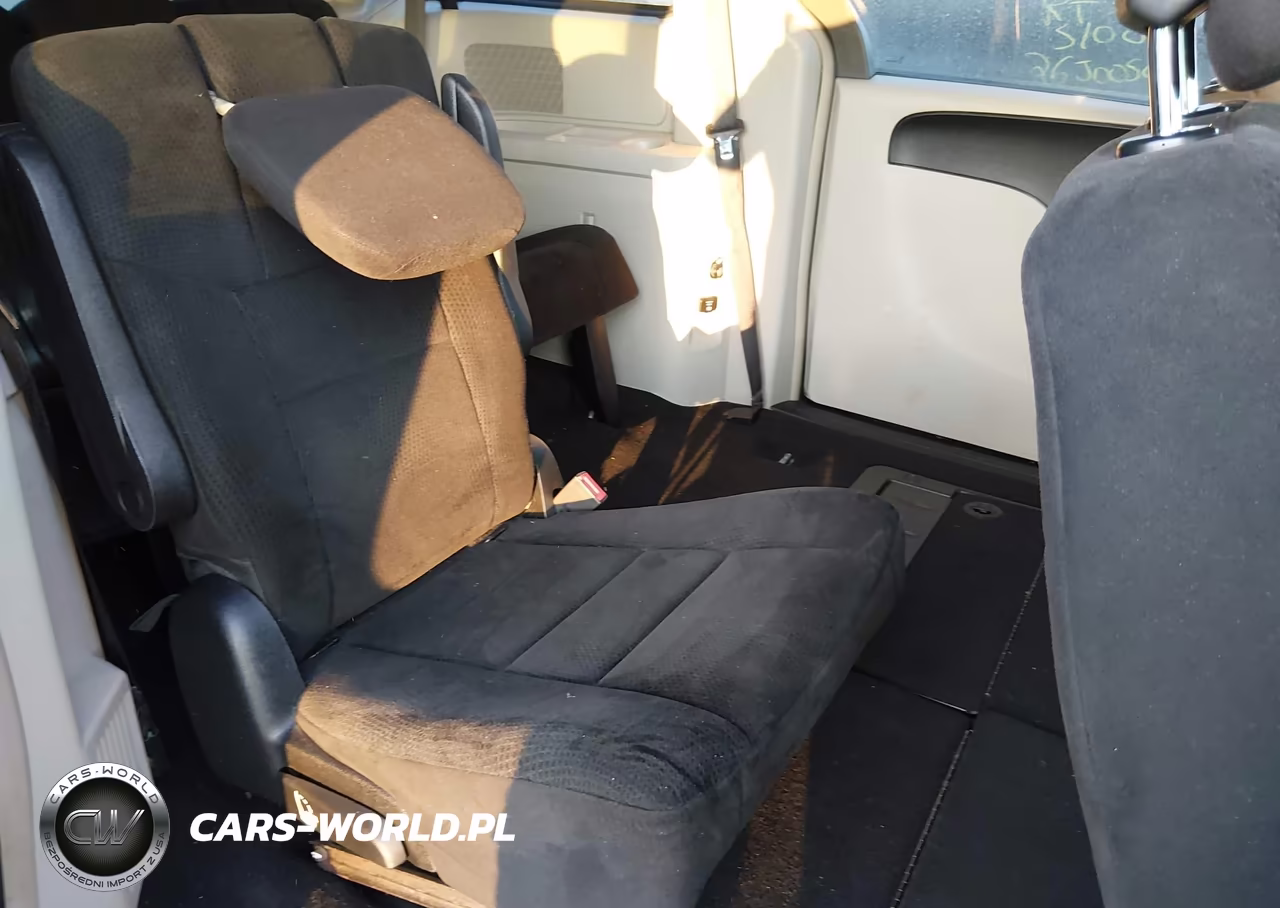 2012 Dodge Grand Caravan Crew VIN:2C4RDGDG6CR108998 - 8