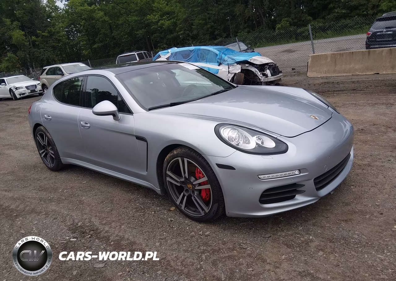 2016 Porsche Panamera 4 – zdjęcie 1 z 16
