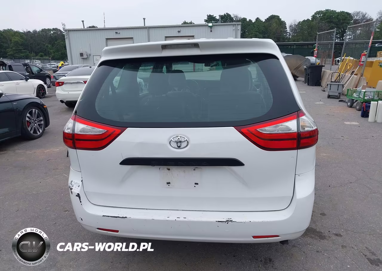 2015 Toyota Sienna L 7 Passenger VIN:5TDZK3DC6FS654949 - 17