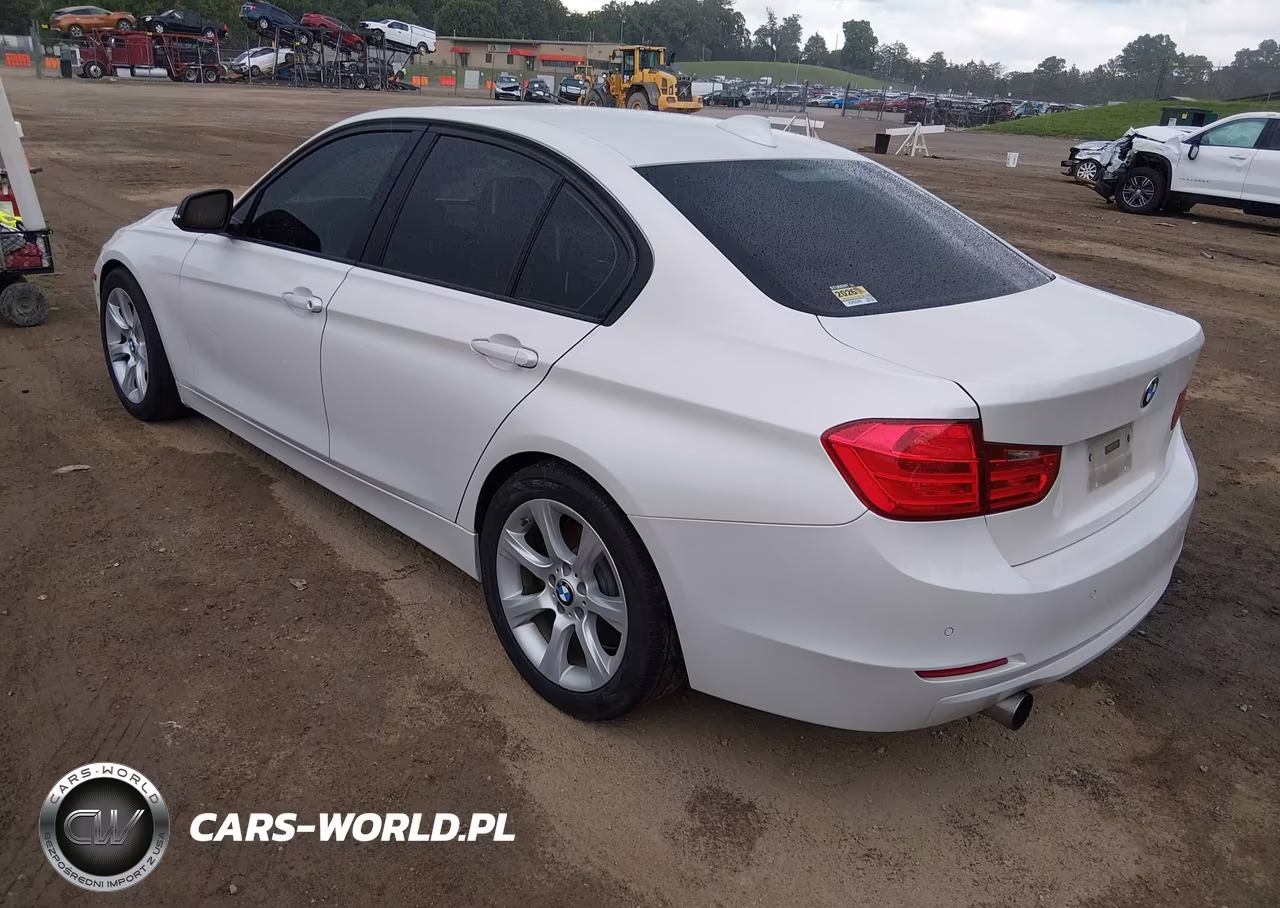 2013 BMW 335I xDrive VIN:WBA3B9C5XDJ898915 - 3