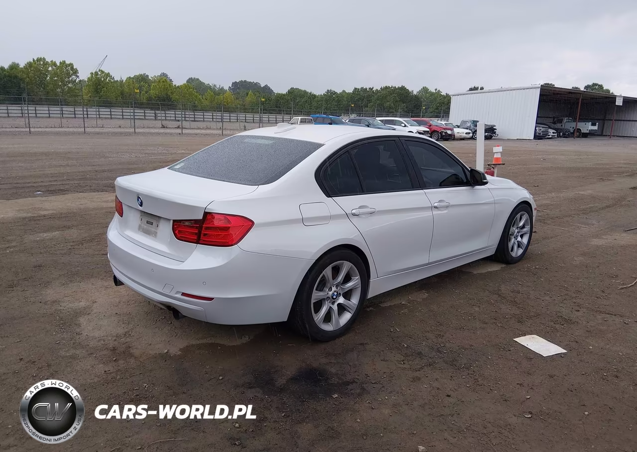 2013 BMW 335I xDrive VIN:WBA3B9C5XDJ898915 - 4