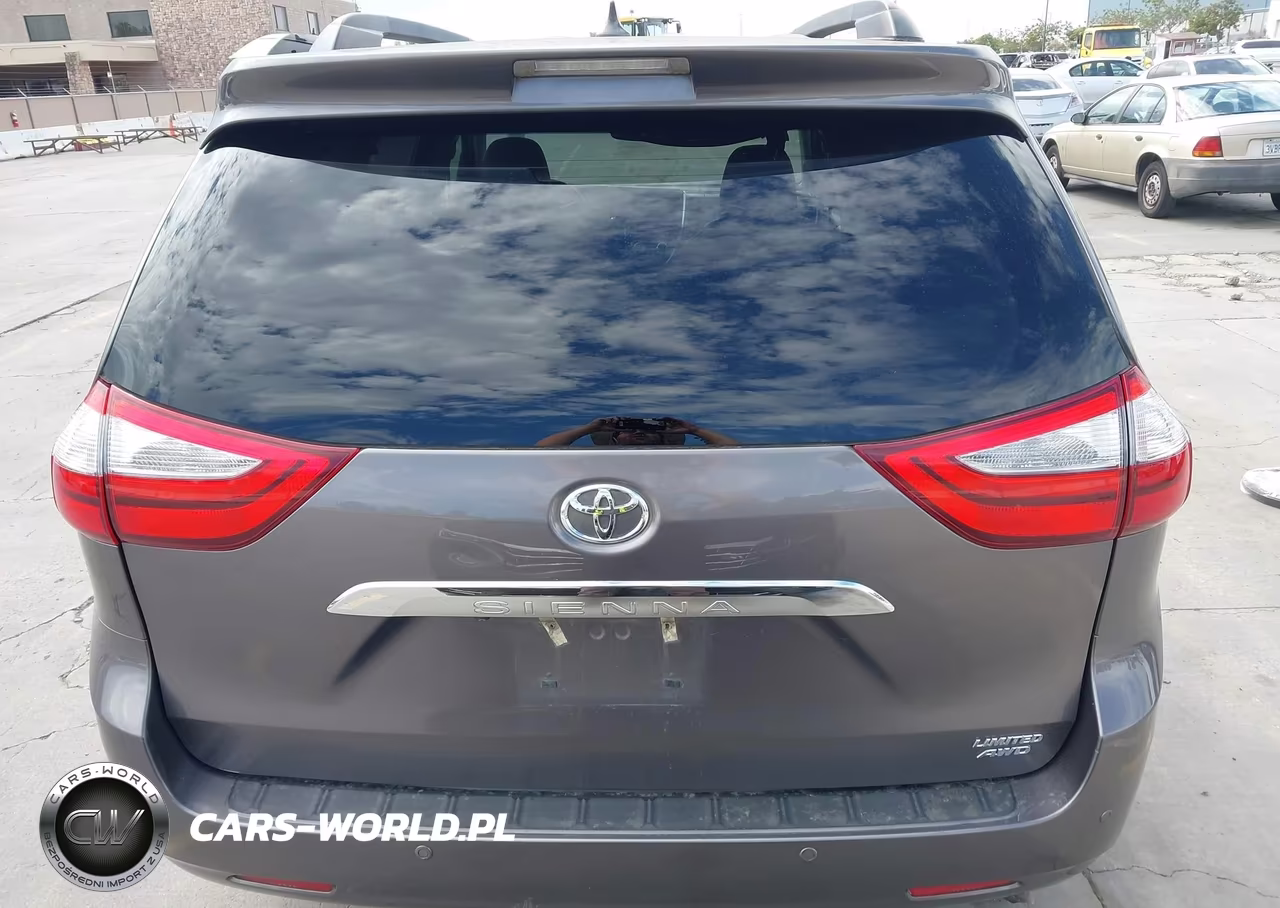 2015 Toyota Sienna Limited Premium 7 Passenger VIN:5TDDK3DC5FS095808 - 16