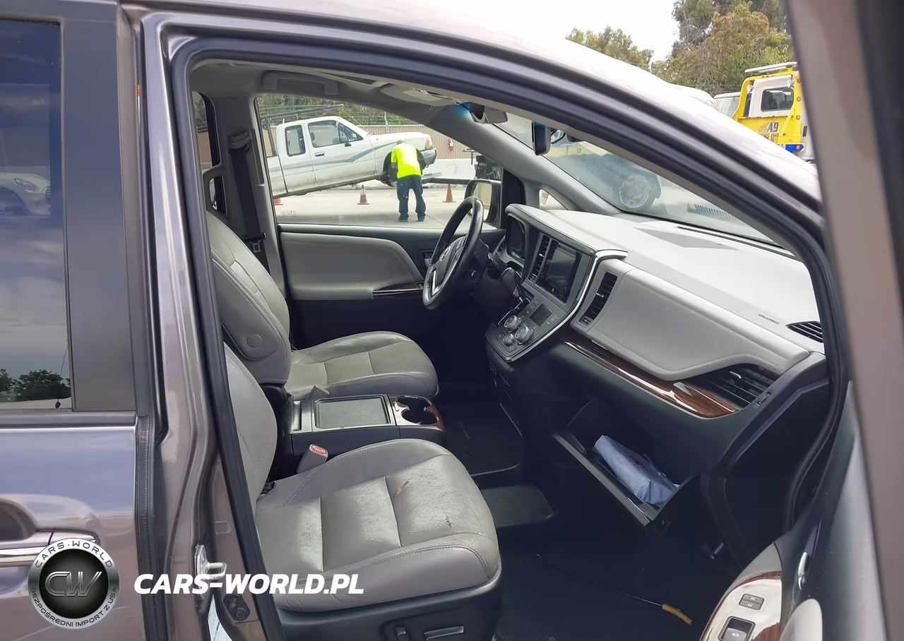 2015 Toyota Sienna Limited Premium 7 Passenger VIN:5TDDK3DC5FS095808 - 5