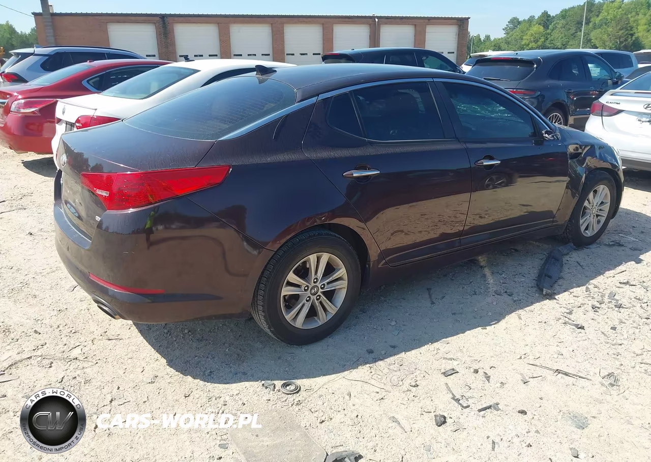 2013 Kia Optima Lx VIN:5XXGM4A79DG185207 - 4