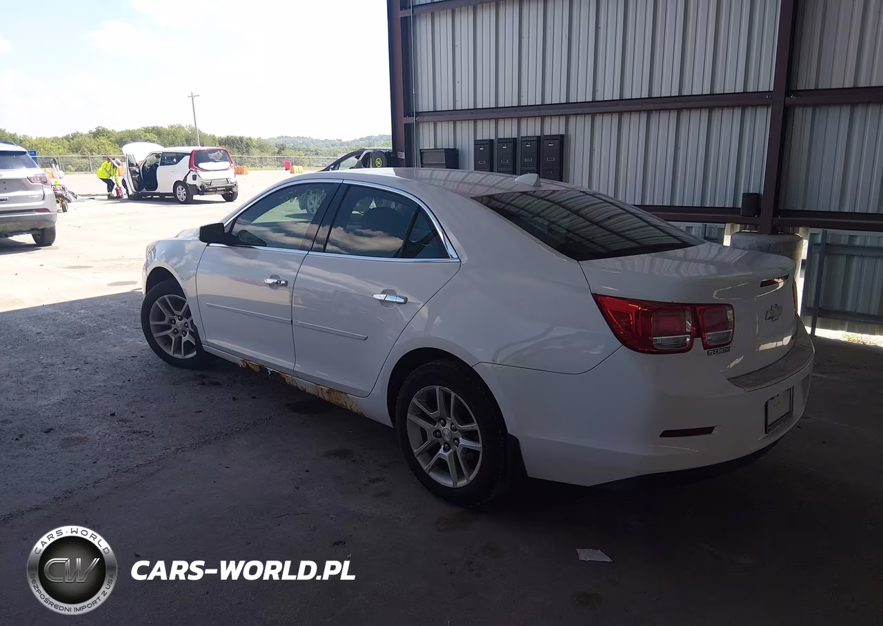 2013 Chevrolet Malibu 1Lt VIN:1G11C5SA3DF122345 - 3