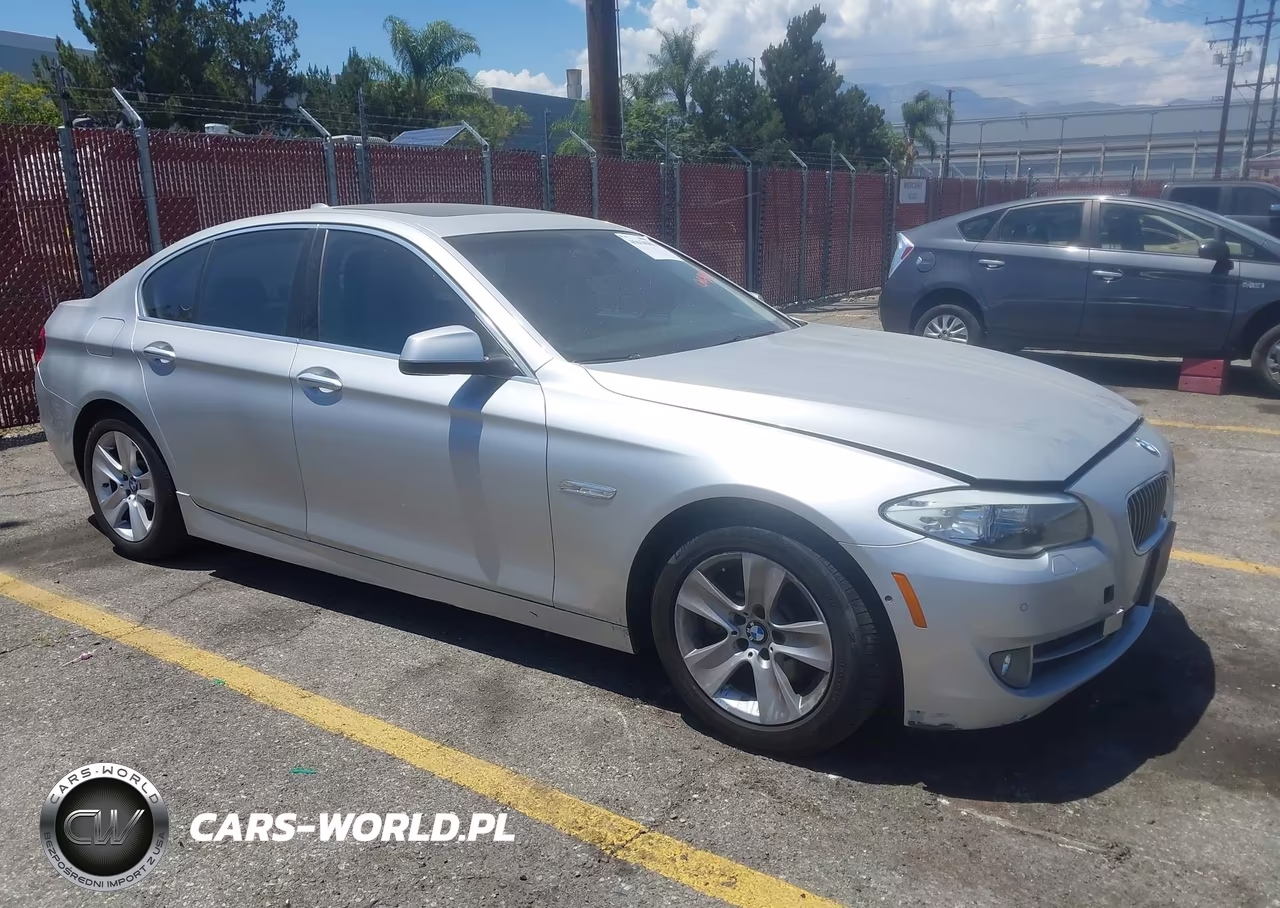 2013 BMW 528I