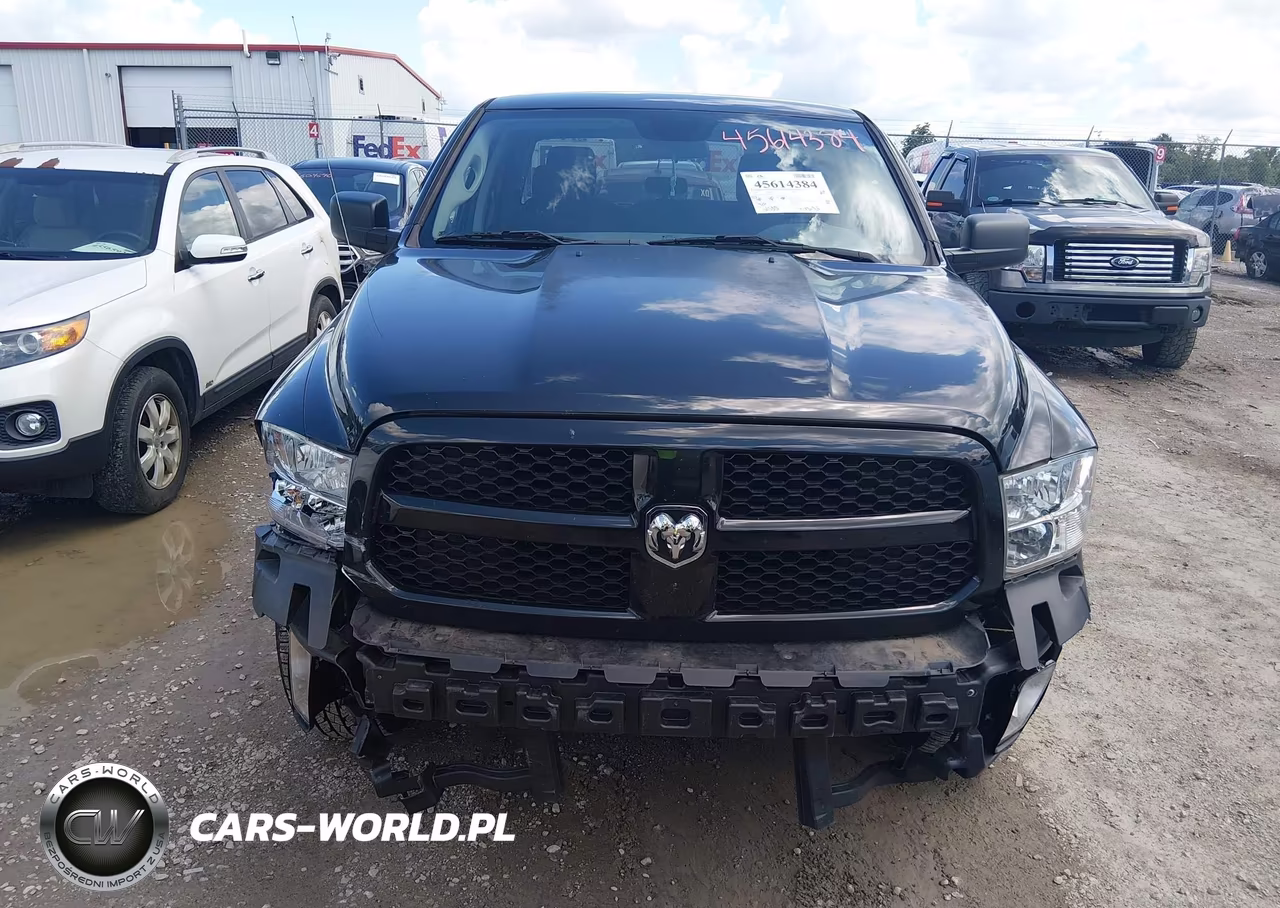 2018 Ram 1500 Express 4X4 6'4 Box VIN:1C6RR7FT9JS308336 - 13
