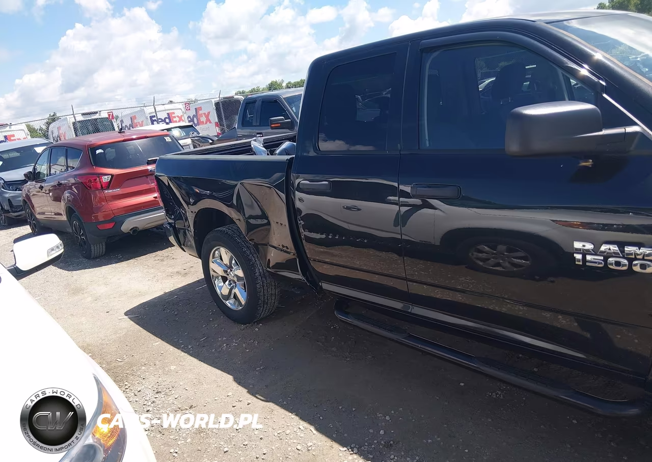 2018 Ram 1500 Express 4X4 6'4 Box VIN:1C6RR7FT9JS308336 - 22