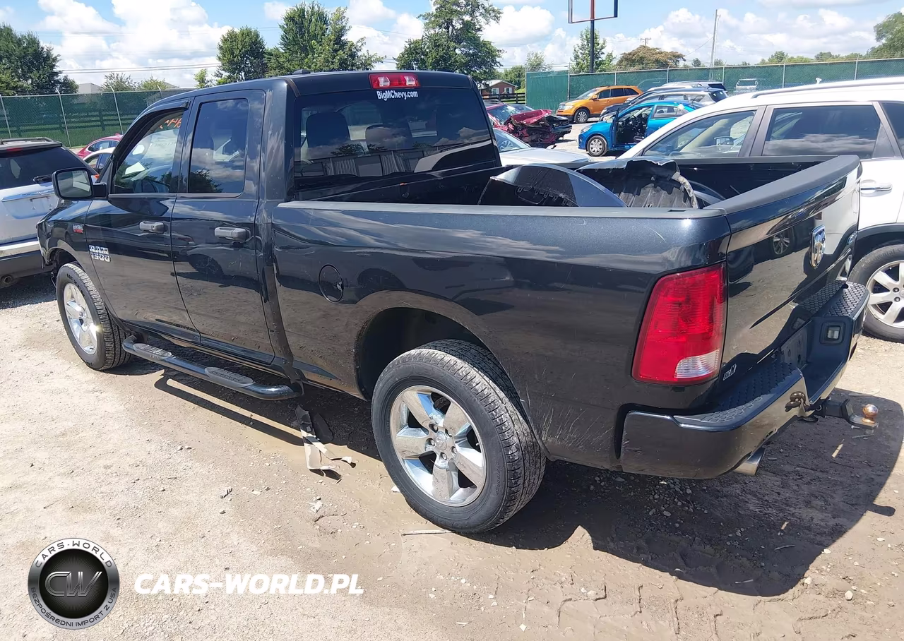 2018 Ram 1500 Express 4X4 6'4 Box VIN:1C6RR7FT9JS308336 - 3