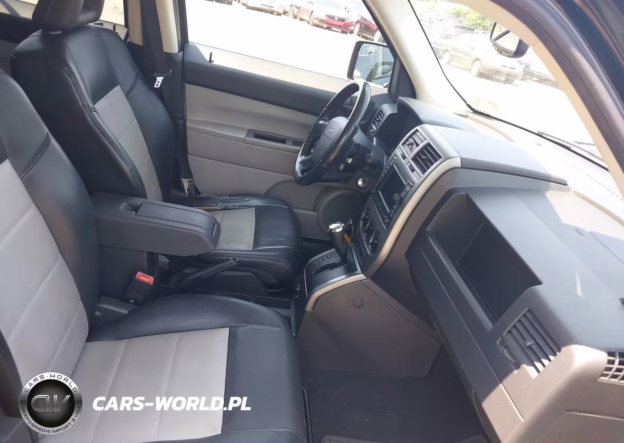 2007 Jeep Patriot Limited VIN:1J8FF48W97D365104 - 5