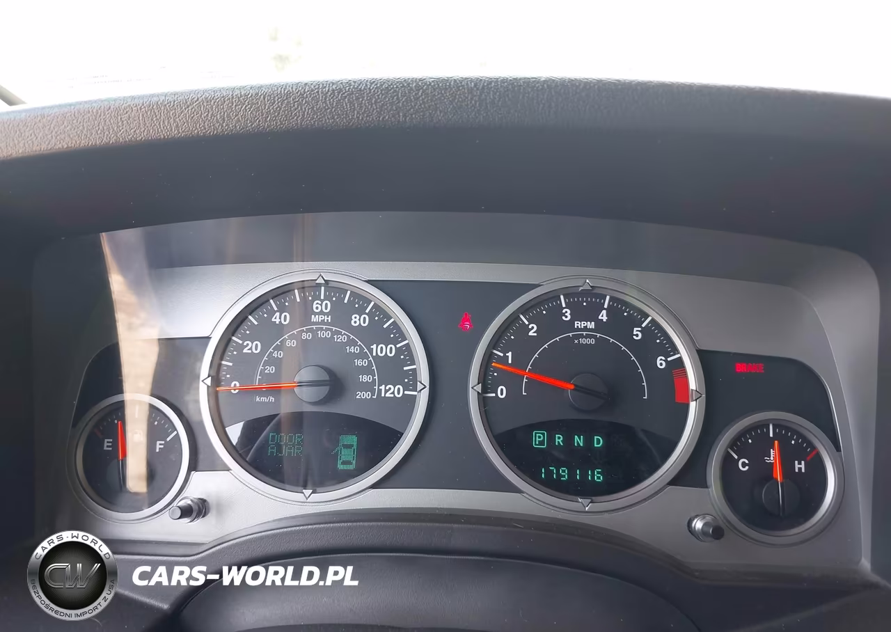 2007 Jeep Patriot Limited VIN:1J8FF48W97D365104 - 7