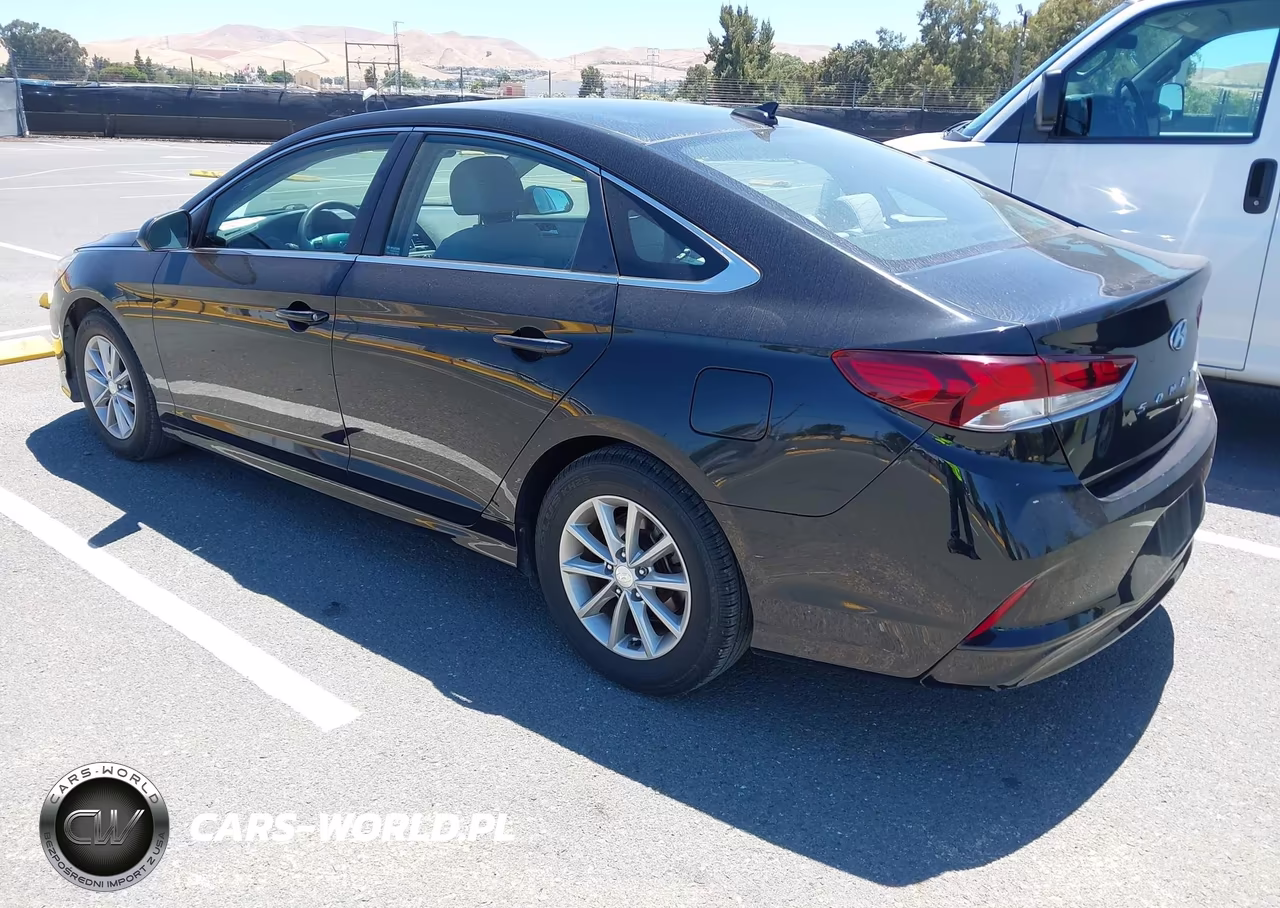 2018 Hyundai Sonata Eco VIN:5NPE24AA8JH691801 - 3