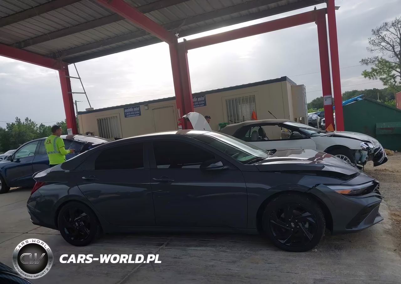 2026 Hyundai Elantra Hybrid Sel Sport VIN:KMHLM4DJ2TU183633 - 13