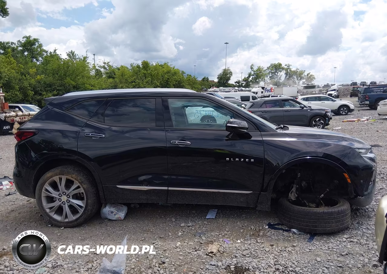 2019 Chevrolet Blazer Premier VIN:3GNKBFRS9KS671647 - 13