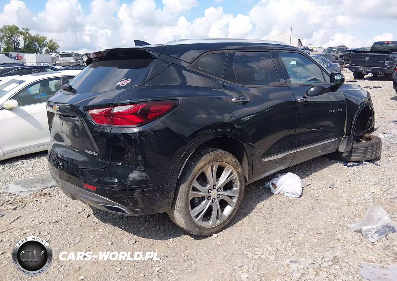 2019 Chevrolet Blazer Premier VIN:3GNKBFRS9KS671647 - 4