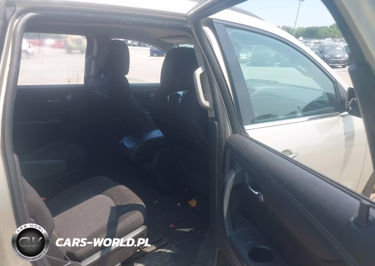 2013 Chevrolet Traverse Lt VIN:1GNKVGKD0DJ227764 - 8