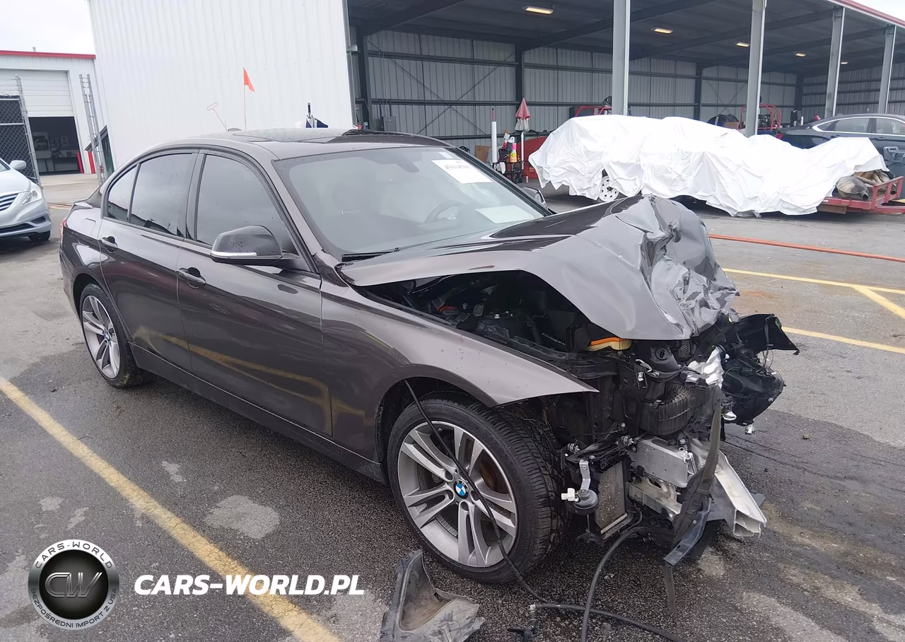 2014 BMW 328I xDrive – zdjęcie 1 z 16