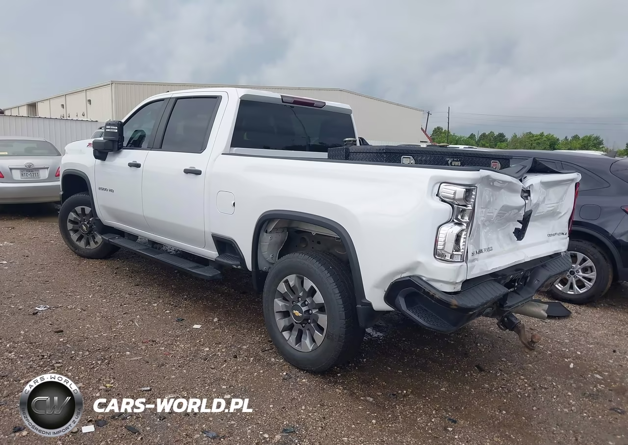 2025 Chevrolet Silverado 2500Hd 4Wd Standard Bed Custom VIN:2GC4KMEY7S1102405 - 3