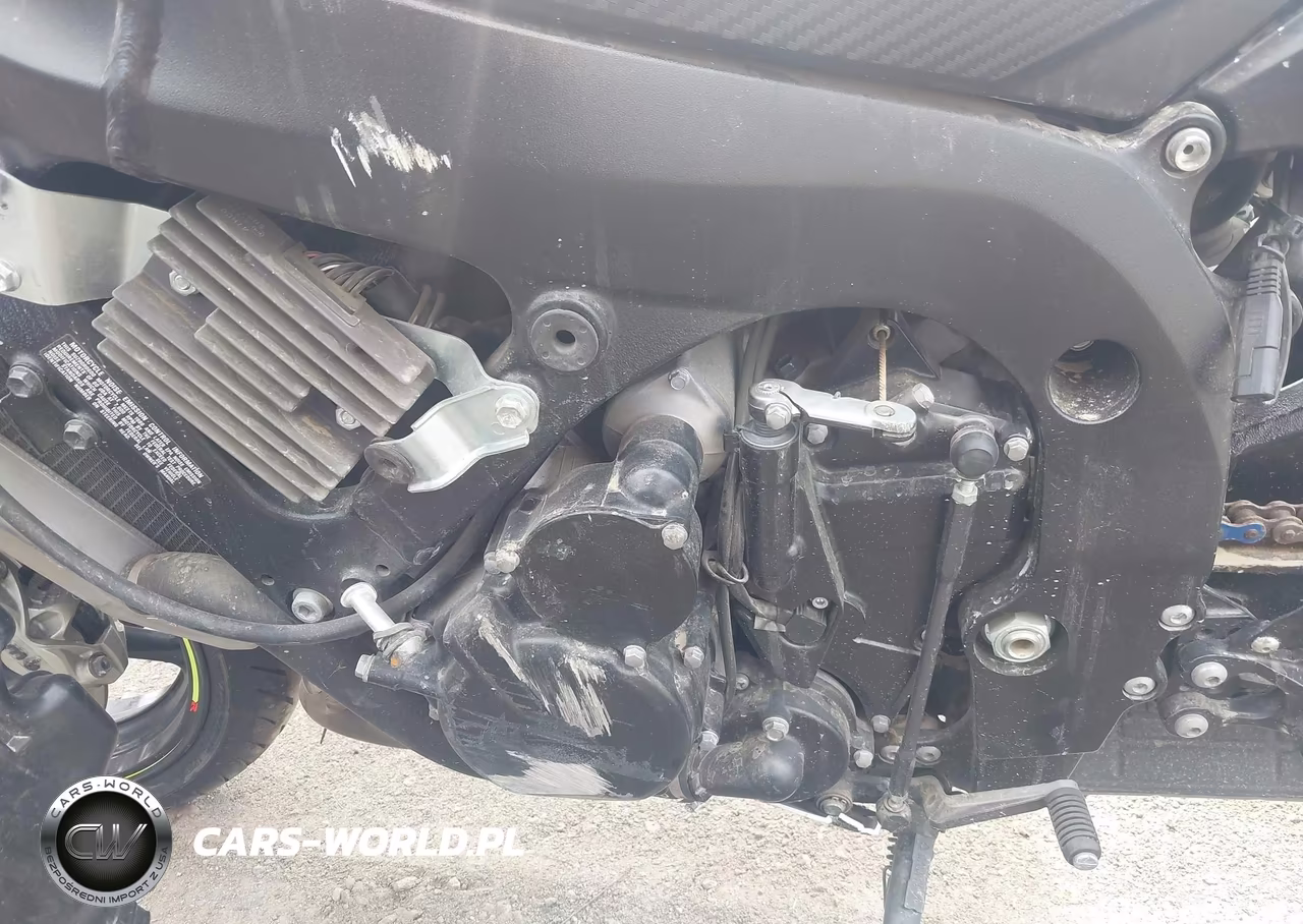 2015 Suzuki Gsx-R600 VIN:JS1GN7FAXF2101014 - 9