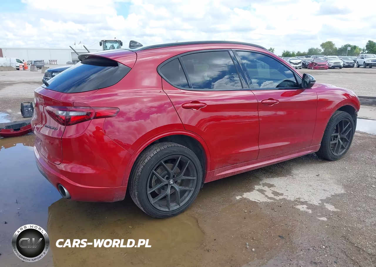 2021 Alfa Romeo Stelvio Ti Awd VIN:ZASPAKBN6M7D00579 - 4
