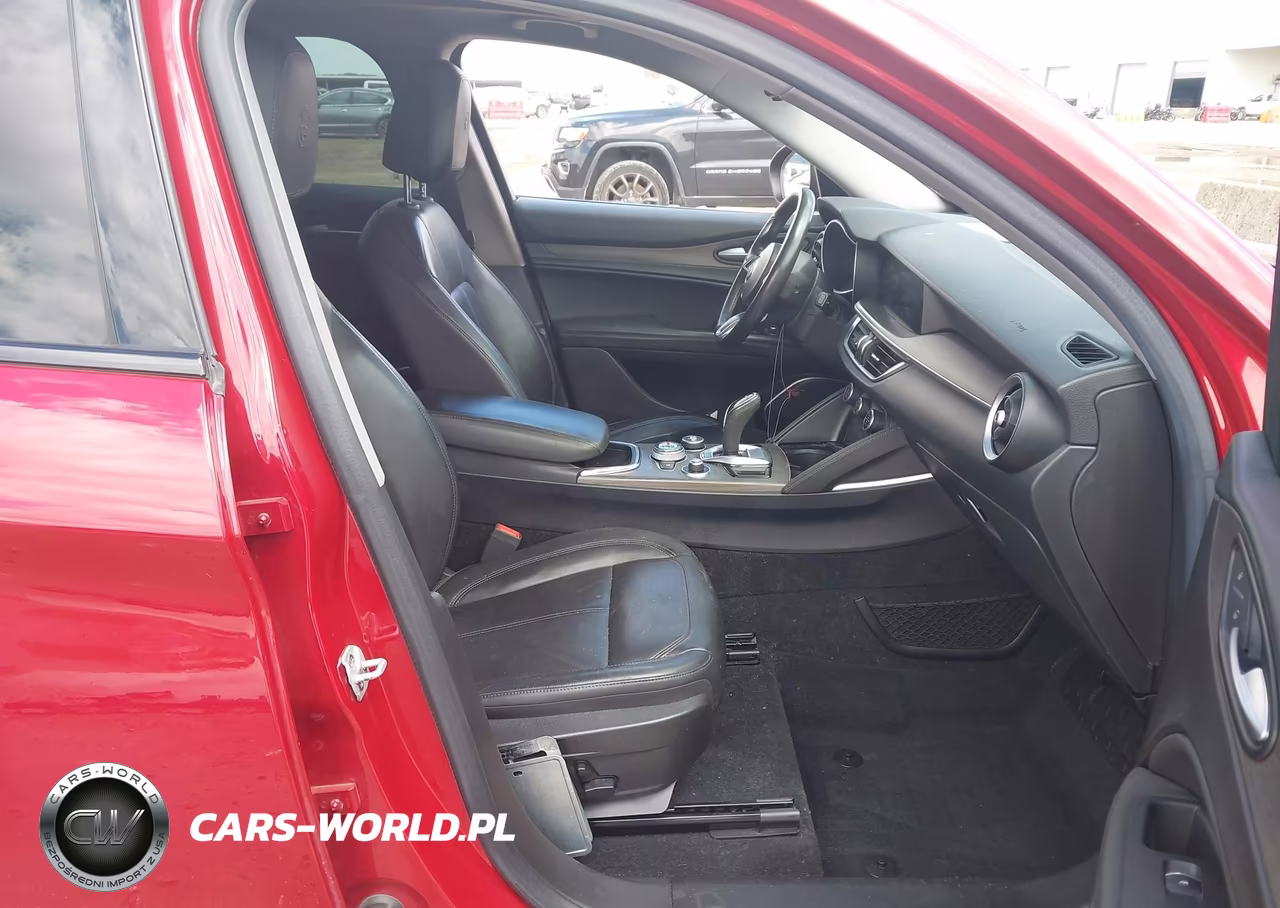 2021 Alfa Romeo Stelvio Ti Awd VIN:ZASPAKBN6M7D00579 - 5