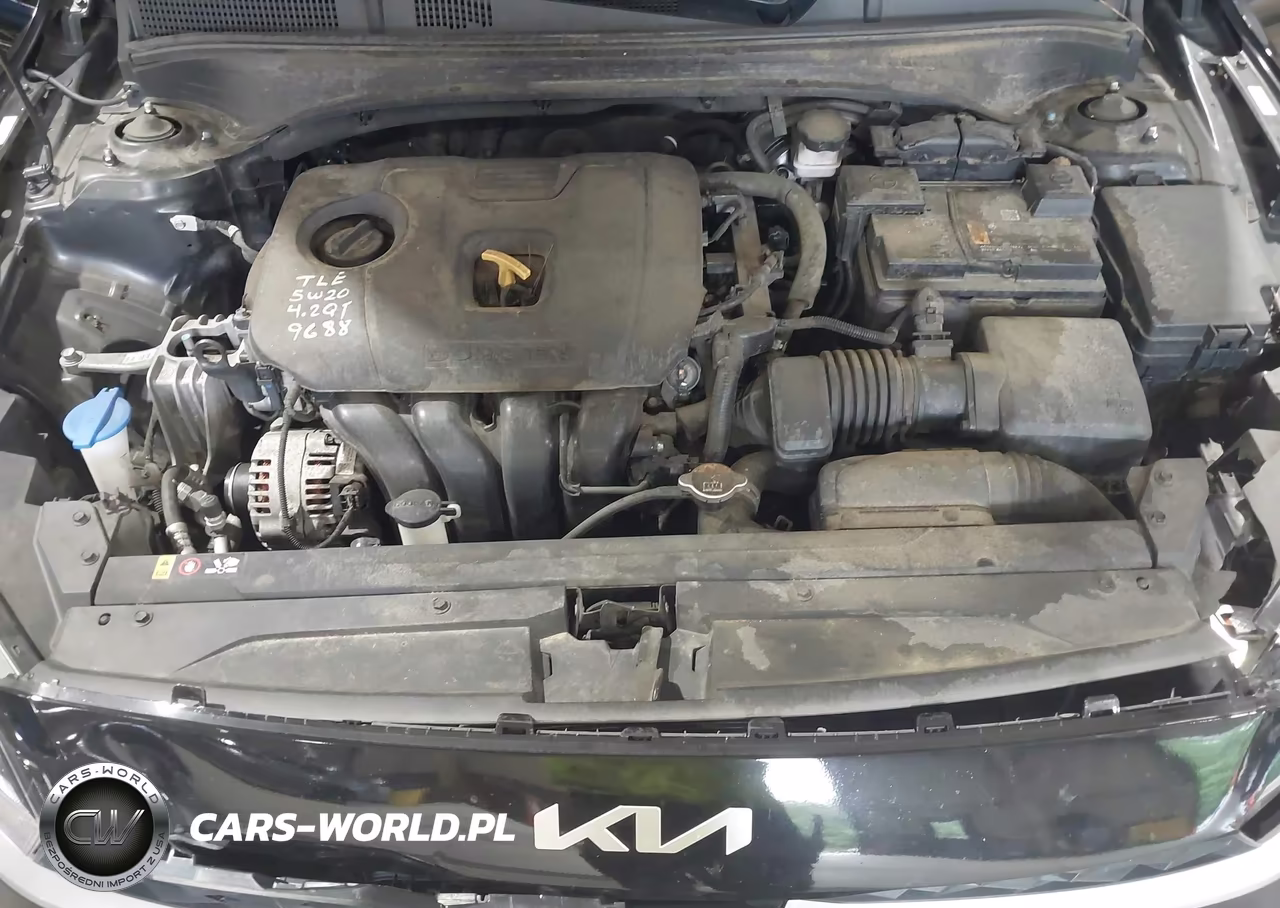 2022 Kia Forte Lxs VIN:3KPF24AD1NE472798 - 10
