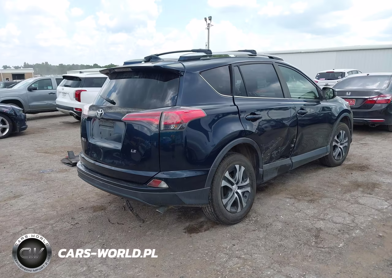 2018 Toyota Rav4 Le VIN:JTMZFREVXJJ734445 - 4