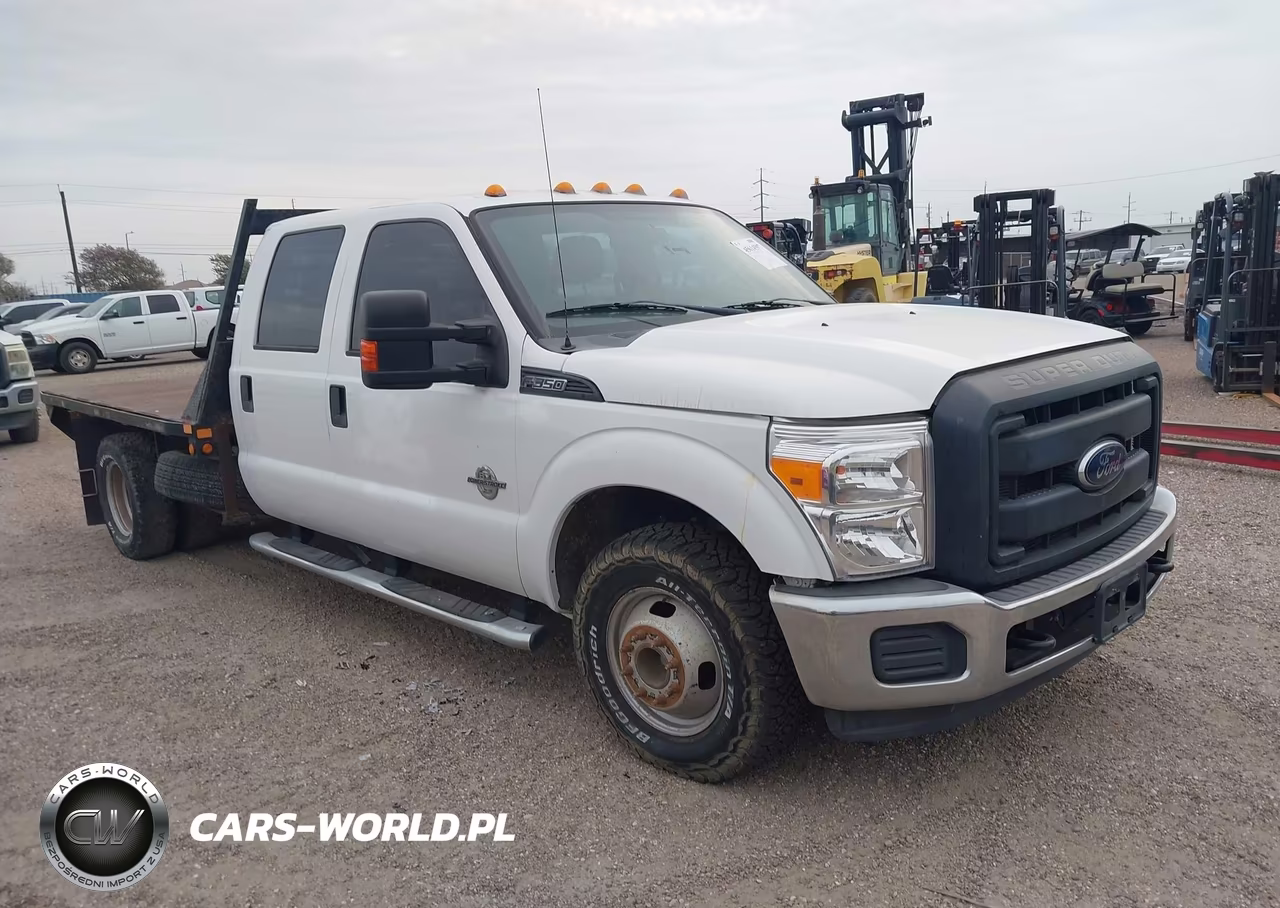 2014 Ford F-350 Chassis Xl