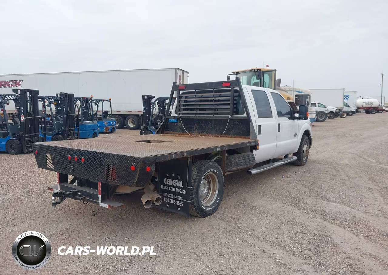 2014 Ford F-350 Chassis Xl VIN:1FD8W3GT8EEA49701 - 4