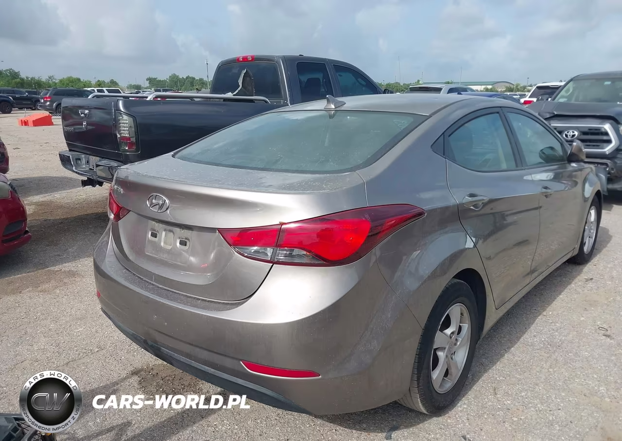 2014 Hyundai Elantra Se VIN:5NPDH4AE2EH536745 - 4